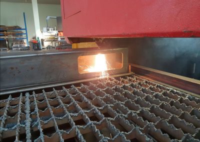 TAGLIO SCATOLATO LASER